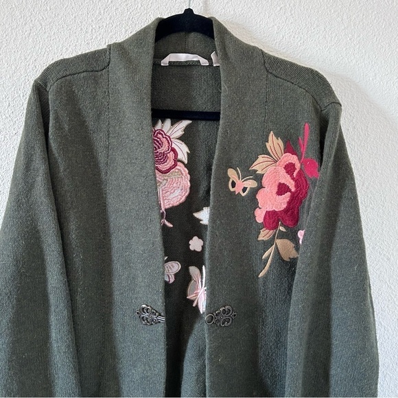 Soft Surroundings Women’s Floral Embroidered Knit Cardigan Large Green Artsy - Picture 3 of 14